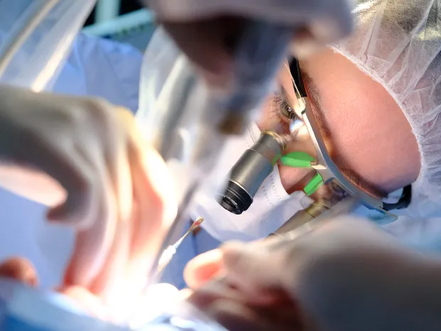 zabieg chirurgiczny dentystyczny